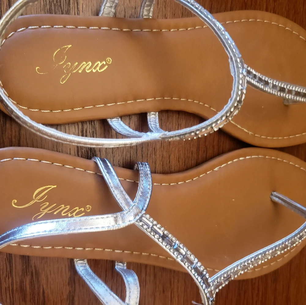 Jynx Rhinestone Sandals! NWOT! - Picture 8 of 9